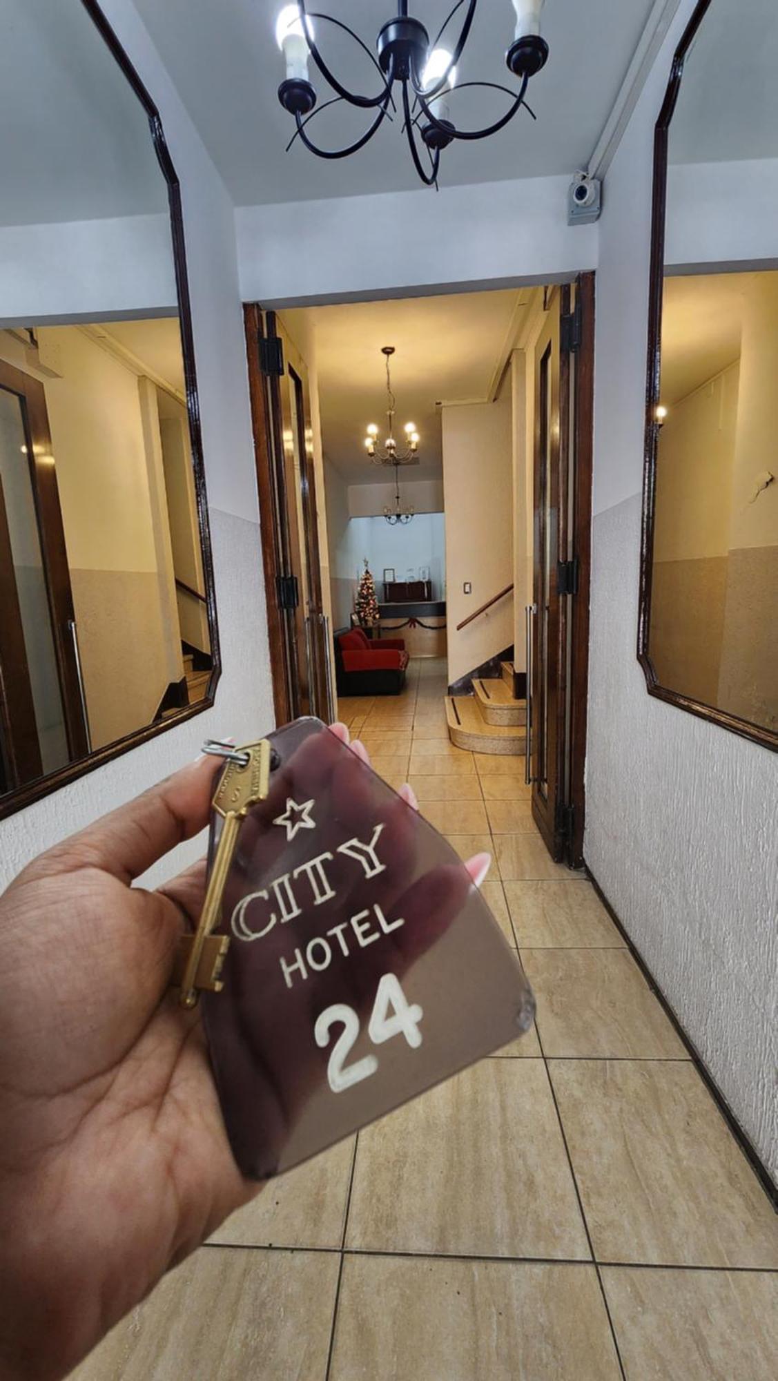 Nuevo Hotel City メンドーサ エクステリア 写真